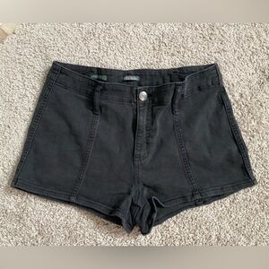 Wild Fable black jean shorts size 8
